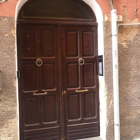 Nyaraló Nel Cuore Di Castello